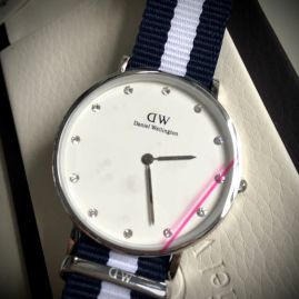 Picture of Daniel Wellington-34mm Female _SKU0907180338511624